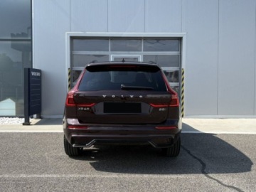 Volvo XC60 II 2026 VOLVO XC60 B5 AWD Plus Dark Suv 2.0 (264KM) 2026, zdjęcie 2