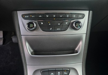 Opel Astra K Sports Tourer 1.4 Turbo 125KM 2016 Opel Astra 153 tys km podgrzewana kierownica 1.4 Benzyna 125KM, zdjęcie 18
