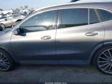 Mercedes GLA II 2021 Mercedes-Benz GLA 35 AMG 4Matic 2021 2.0l 2.0 Benzyna 302KM, zdjęcie 2