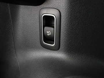 Mercedes GLB SUV 2.0 200d 150KM 2023 Mercedes GLB FV23% Progressive 4Matic Navi Kamera, zdjęcie 38