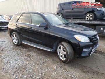 Mercedes Klasa M W166 2013 Mercedes-Benz ML 2013 MERCEDES-BENZ ML 550 4MA...