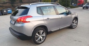 Peugeot 2008 I SUV Facelifting 1.2 PureTech 110KM 2016 Peugeot 2008 Peugeot 2008 PureTech 110 StopampStart Business-Line 1.2, zdjęcie 6