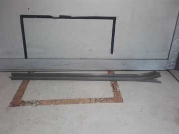 BMW 8 E31 LISTWA NAKŁADKA PROGOWA PRAWA