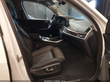 BMW X7 2020 BMW X7 2020 BMW X7 XDRIVE40I 3.0 Benzyna 335KM, zdjęcie 13
