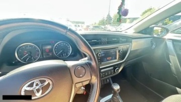 Toyota Auris II Hatchback 5d Valvematic 130 132KM 2014 Toyota Auris 1.6 Dynamic benzyna 132KM 2014r, zdjęcie 9