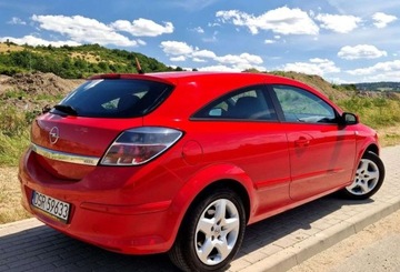 Opel Astra H Cabrio 1.8 ECOTEC 140KM 2008 Opel Astra GTC 1.8 16V 140KM Automat Tempomat 1.8 Benzyna 140KM, zdjęcie 3