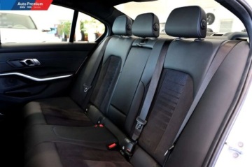 BMW Seria 3 G20-G21 Limuzyna 2.0 330i 258KM 2023 BMW Seria 3 330i SedanM Pakiet SportowyActive Guard PlusPakiet Aerodynamic, zdjęcie 14