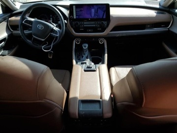 Toyota 2024 Toyota Grand Highlander Xle 2024 2.4l 2.4 Benzyna 265KM, zdjęcie 8