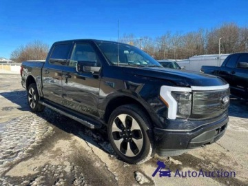 Ford 2024 Ford F150 2024 FORD F150 LIGHTNING PLATINUM Elektryczny 580KM