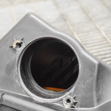 7806964 POUZDRO FILTRU VZDUCHU 320 D 130 2008 BMW 3 TOURING (E91)