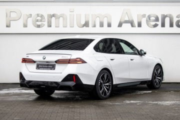 BMW Seria 5 G90-91 Touring 2.0 520d 197KM 2025 BMW 520 xDrive Limuzyna - Dostępny od ręki!, zdjęcie 5