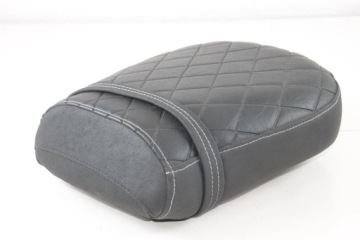 SUZUKI VL 800 VOLUSIA ВОДИТЕЛЬСКОЕ СИДЕНЬЕ ПЕРЕДНЕЕ ПАССАЖИРСКОЕ СИДЕНЬЕ ЗАДНИЙ ДИВАН