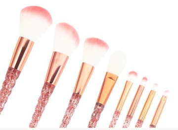 НАБОР КИСТЕЙ ДЛЯ МАКИЯЖА 8 ШТ. КРИСТАЛЛИЧЕСКАЯ ЩЕТКА
