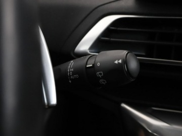 Peugeot 5008 II Crossover Facelifting 1.2 PureTech 130KM 2022 Peugeot 5008 FV23% 7 os. automat virtual cocpit, zdjęcie 34