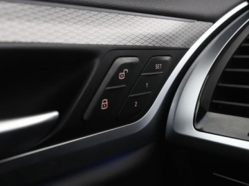 BMW X3 G01 SUV 2.0 30e 292KM 2020 BMW X3 FV23% M-Sport xDrive PHEV panorama navi, zdjęcie 39