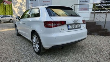 Audi A3 8V Hatchback 3d 1.2 TFSI 105KM 2014 Audi A3 3-drzwiowe 1,2 bemzyna 105 KM NAVI klimatronic zarejestrowany 1.2, zdjęcie 4