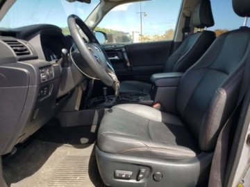 Toyota 2021 Toyota 4-Runner 2021, 4.0L, 4x4, VENTURE, od ubezpieczalni 4.0 Benzyna, zdjęcie 7