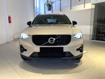 Volvo XC40 2025 VOLVO XC40 B4 Plus Dark Suv 2.0 (211KM) 2025, zdjęcie 5