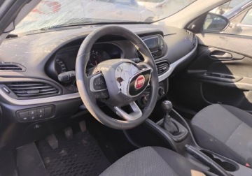 Fiat Tipo II Sedan 1.4 95KM 2020 Fiat Tipo 2020r, Salon Polska. 1.4 LPG. Uszkodzony lewy przod i tyl. 1.4, zdjęcie 5
