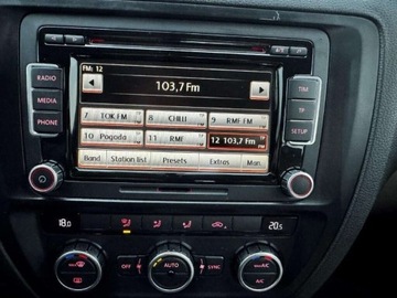 Volkswagen Jetta VI Sedan Facelifting 1.4 TSI 125KM 2014 Volkswagen Jetta VATmarza Salon PL pelen serwis ASO od Dealera LED, zdjęcie 16