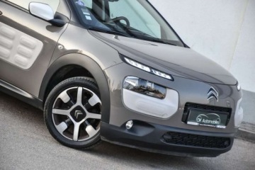 Citroen C4 Cactus Crossover 1.2 PureTech 82KM 2014 Citroen C4 Cactus CITROEN C4 CACTUS 1.2 VTi 82KM FEEL LED Navi Kamera Gwar, zdjęcie 12