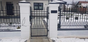 Рустовые, бетонные, стильные и усадебные заборы