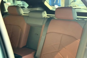 BMW Seria 5 G90-91 Touring 2.0 520d 197KM 2024 BMW Seria 5 Touring 520d xDrive Sport Combi 2.0 (197KM) 2024, zdjęcie 13