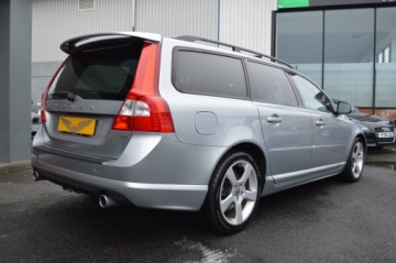 VOLVO V70 XC70 2007 ЛОТКА СПОЙЛЕР КАЧЕСТВЕННЫЙ!