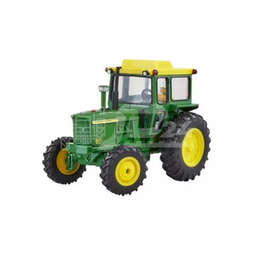 Traktor John Deere 4020