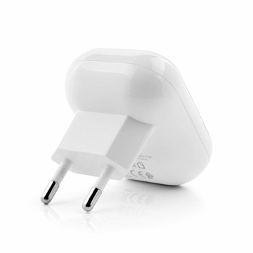 Сетевое зарядное устройство USB-C + 2 порта USB для быстрой зарядки