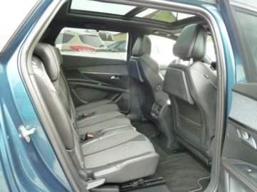 Peugeot 5008 II Crossover 1.2 PureTech 130KM 2017 Peugeot 5008 GT LINEKLIMATYZACJASKORYPANORAMA DACHNAWIGACJAELEKTRYKA7 OSOB, zdjęcie 7