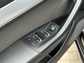 Audi Q3 I SUV Facelifting 2.0 TDI 150KM 2015 Audi Q3 8xAlu! Xenon, Grzane Fotele, Navi, LED, zdjęcie 27