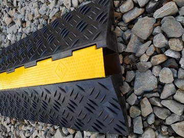 Кабельный пандус, порог, площадка, крышка, защита кабеля