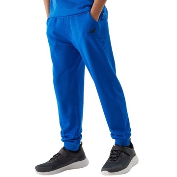 ДЕТСКИЕ СПОРТИВНЫЕ БРЮКИ 4F ДЛЯ МАЛЬЧИКОВ НА КАЖДЫЙ ДЕНЬ