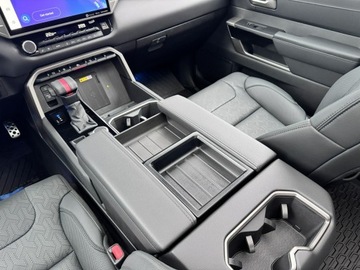 Toyota Tundra II 2024 Toyota Tundra 3.5 V6 389KM Bi-Turbo Bezwypadkowa., zdjęcie 37