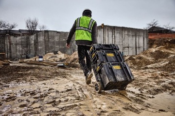 ZESTAW SKRZYŃ NARZĘDZIOWYCH TOUGHSYSTEM 2.0 4W1