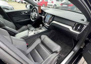 Volvo S60 III Sedan 2.0 T4 190KM 2020 Volvo S60 2.0T4 190KM R Design Xenon Led Navi Klima Skora Stan Bdb ZAREJES, zdjęcie 20