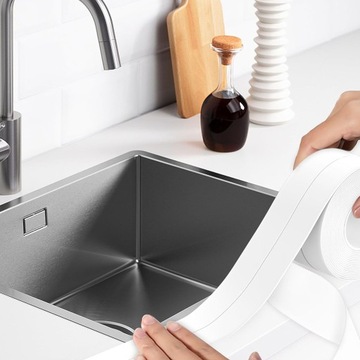 ЛЕНТА САМОКЛЕЯЩАЯСЯ УПЛОТНИТЕЛЬНАЯ ДЛЯ ВАННЫ, 3 ШТ.