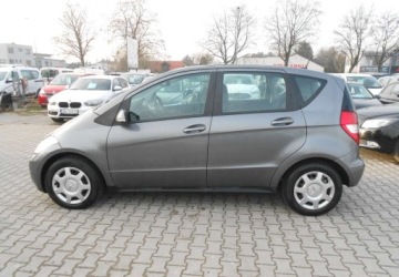 Mercedes Klasa A W169 Limuzyna 2.0 180 CDI 109KM 2012 Mercedes-Benz Klasa A Mercedes-Benz Klasa A W169 2.0 diesel 109 KM 2.0, zdjęcie 6