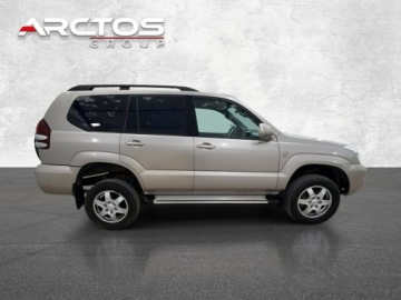 Toyota Land Cruiser IV 3.0 D-4D 163KM 2003 Toyota Land Cruiser, zdjęcie 3