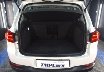 Volkswagen Tiguan I SUV Facelifting 1.4 TSI BlueMotion 160KM 2012 Volkswagen Tiguan Tiguan_Panoramiczny dach_Alufelgi17_Podgrzewane fotele, zdjęcie 8