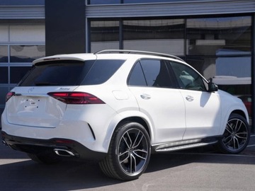 Mercedes GLE V167 SUV Facelifting 2.0 300d 269KM 2025 MERCEDES-BENZ GLE 300 d 4-Matic AMG Line 2.0 (269KM) 2025, zdjęcie 2