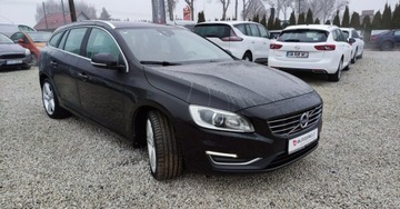 Volvo V60 I Kombi Facelifting 2.0 D4 DRIVE-E 190KM 2016 Volvo V60 2.0D 190 kM Klima Grzana Kanapa Skora Navi Bluetooth Xenon GWARA, zdjęcie 1