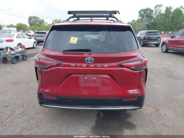 Toyota Sienna III 2023 Toyota Sienna Limited 2023 2.5l 2.5 Hybryda 189KM, zdjęcie 4