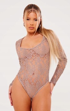 Prettylittlething bqz rękaw stringi koronkowe długi body S NG4