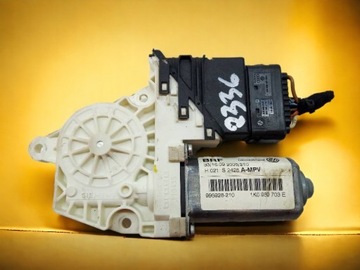 MOTOREK OKNO 1K0959703E VOLKSWAGEN TOURAN I (2003-2010)