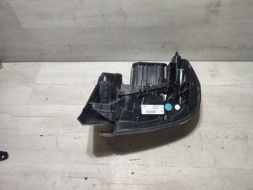 OPEL CORSA F 2020 ZADNÍ STRANA LEVÝ SVĚTLO