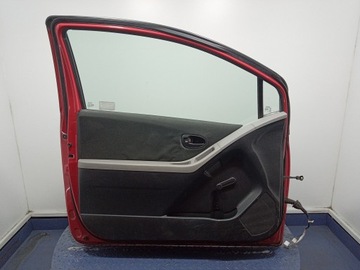 TOYOTA YARIS II 3D ДВЕРИ ПЕРЕДНЯЯ ЛЕВАЯ 3P0