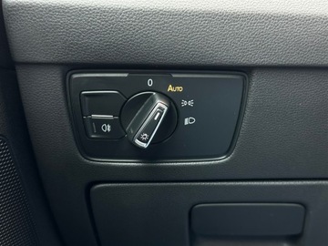 Volkswagen Arteon Shooting Brake R 2.0 TSI 320KM 2023 Volkswagen Arteon 2.0TSI 320KM 4X4 R DSG l DCC, Pa, zdjęcie 16