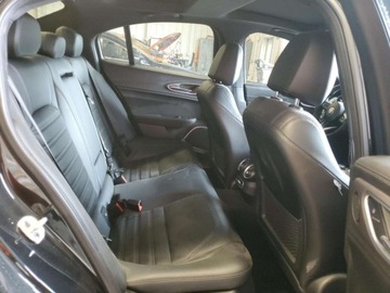 Alfa Romeo Giulia II Sedan Facelifting 2.0 Turbo 280KM 2022 Alfa Romeo Giulia Super 2022 2.0l 2.0 Benzyna 280KM, zdjęcie 10